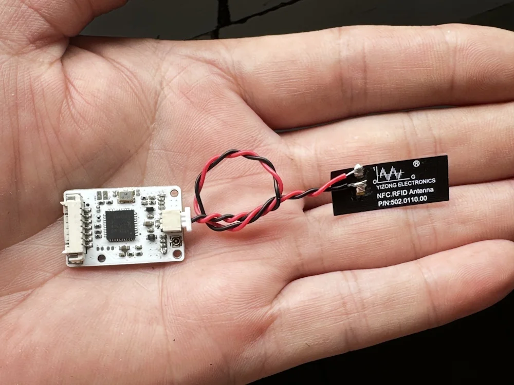 PN5321 MINI NFC Module with ferrite antenna, compact 25x16mm board